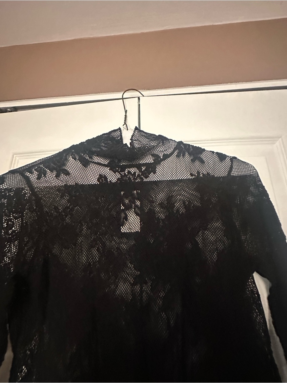 Express Black Lace Overlay Top Size M - Picture 2 of 4